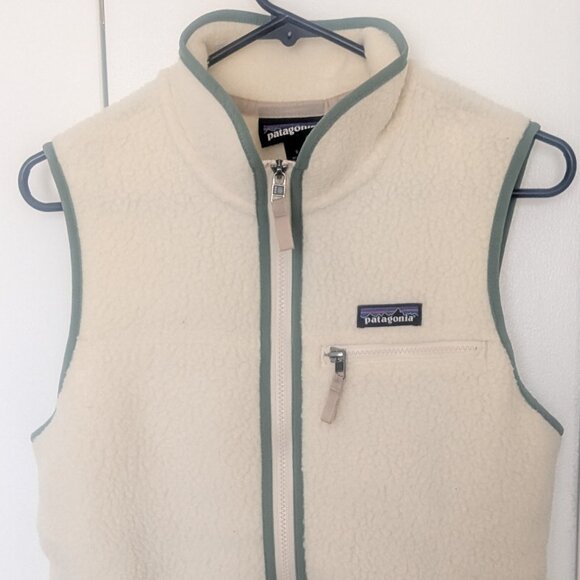 PATAGONIA W's Retro Pile Fleece Vest Size S - NWT - Picture 2 of 6